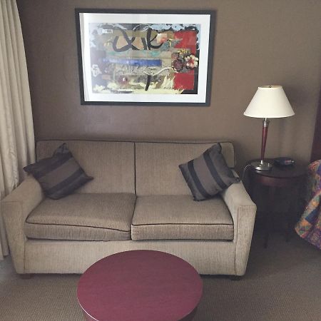 Whitemud Inn Edmonton South Buitenkant foto