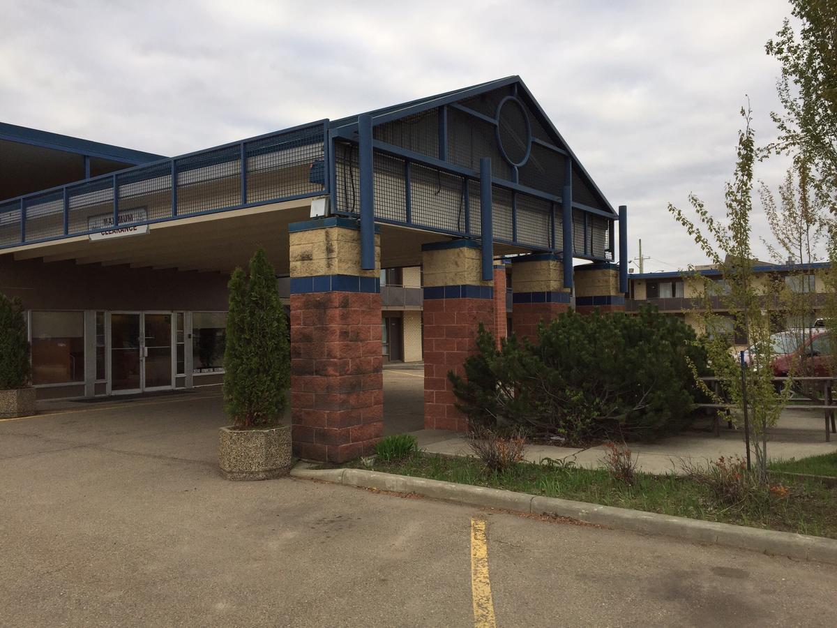 Whitemud Inn Edmonton South Buitenkant foto
